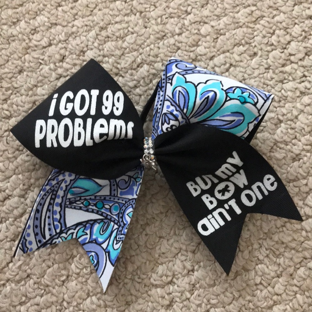 cheer bow!!